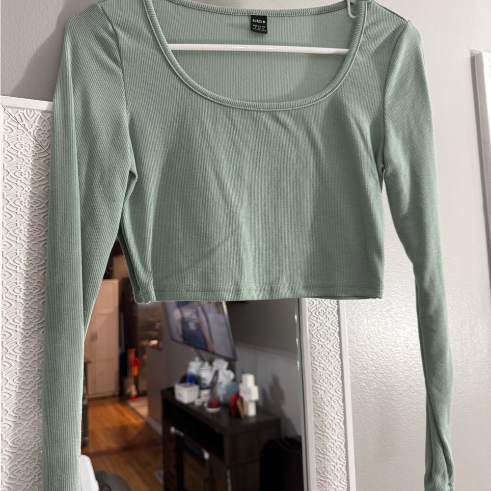 SHEIN Green Fitted Long Sleeve Crop Blouse